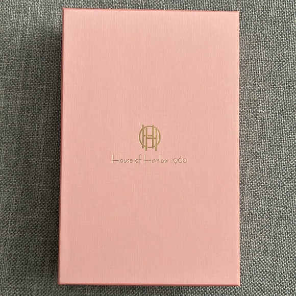 House of Harlow 1960 16” Sea Shell Necklace🐚 - Picture 8 of 9